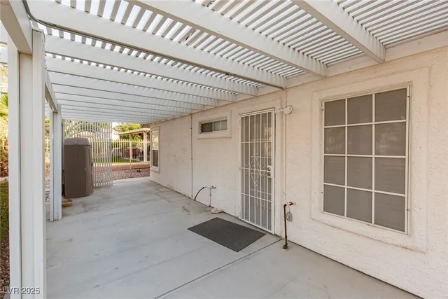 $2,045 | 4929 Signal Drive, Las Vegas, NV 89130