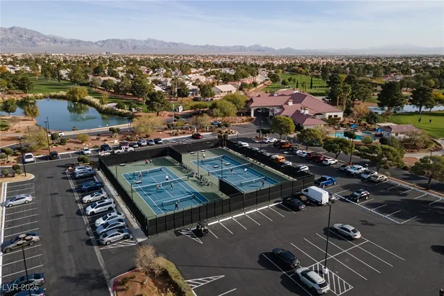 $2,045 | 4929 Signal Drive, Las Vegas, NV 89130