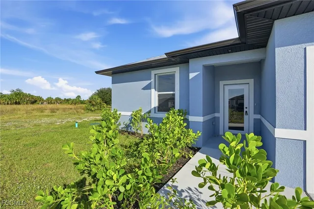 $299,500 | 8002 Mill Court, LaBelle, FL 33935