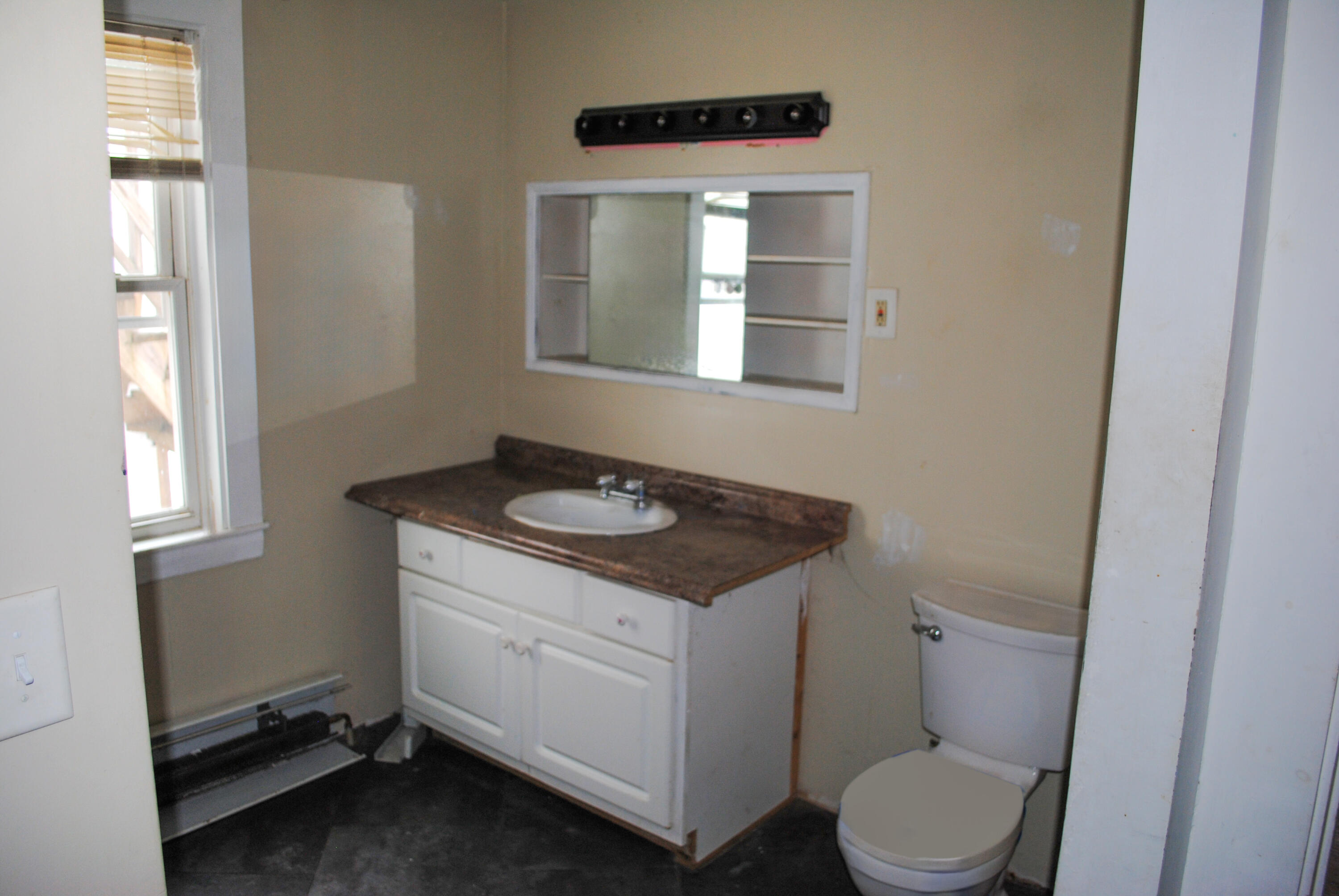 51 Pleasant Street Sanford, ME 04083 - Photo 7 of 25 DSC_0007