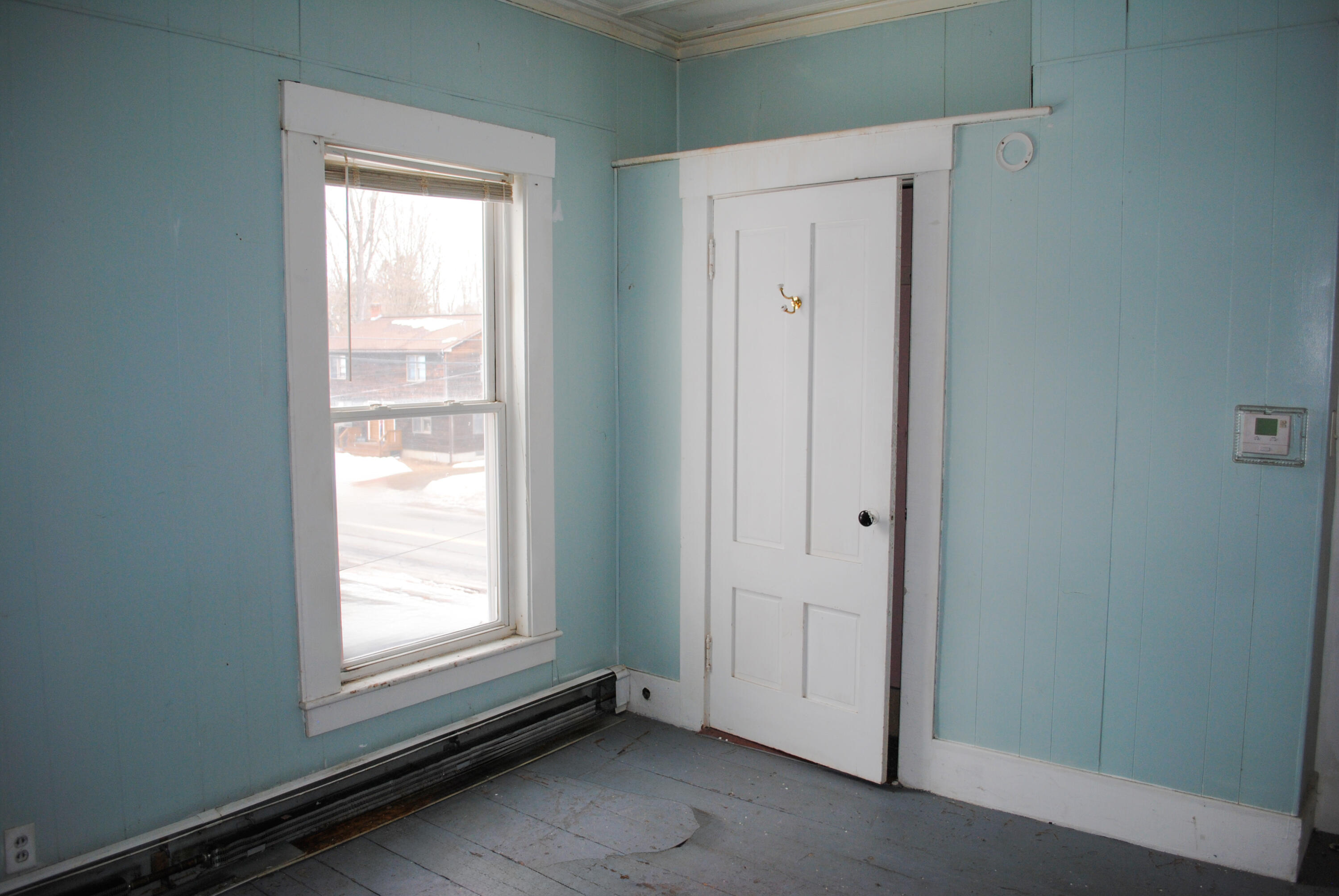51 Pleasant Street Sanford, ME 04083 - Photo 8 of 25 DSC_0008
