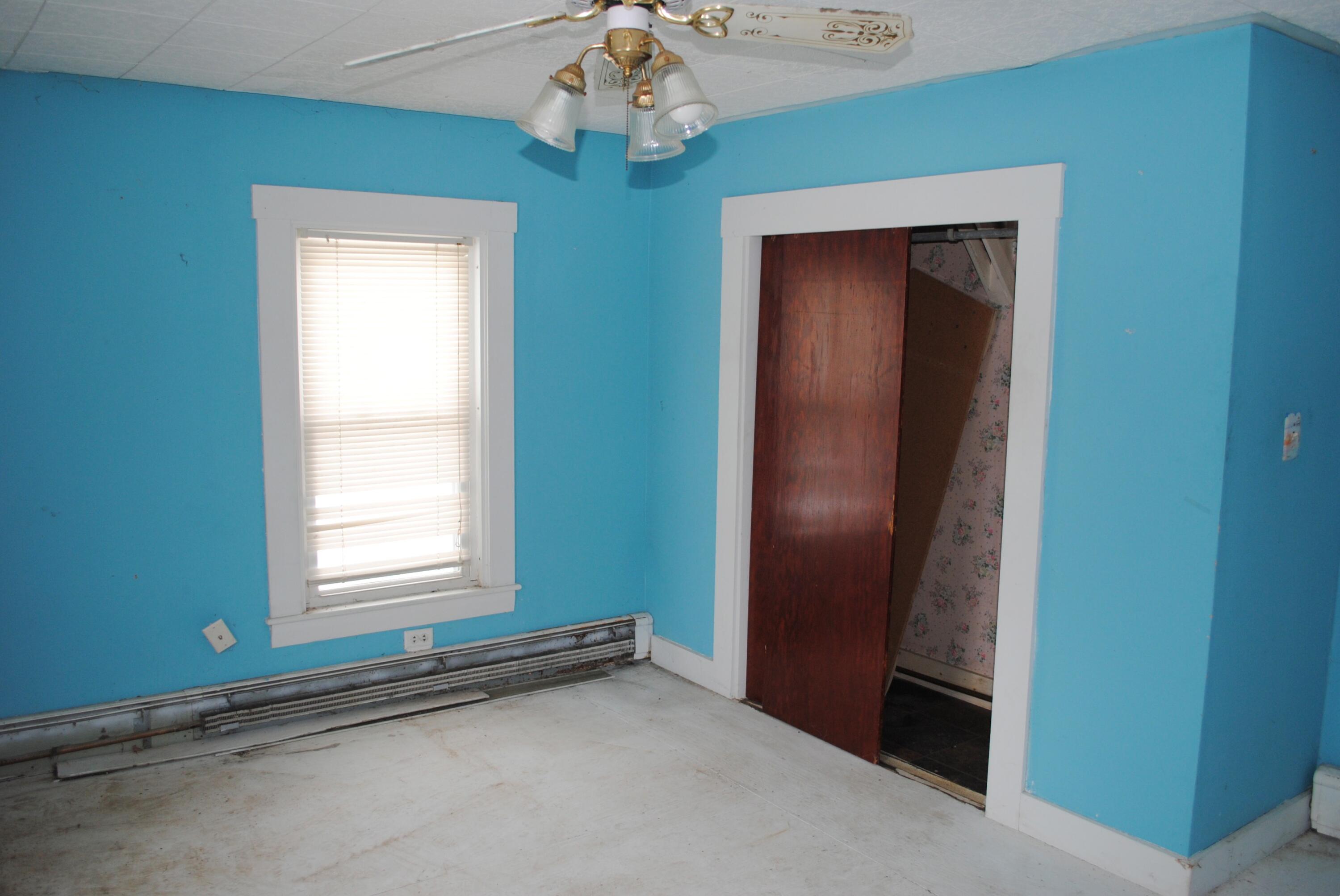 51 Pleasant Street Sanford, ME 04083 - Photo 9 of 25 DSC_0009