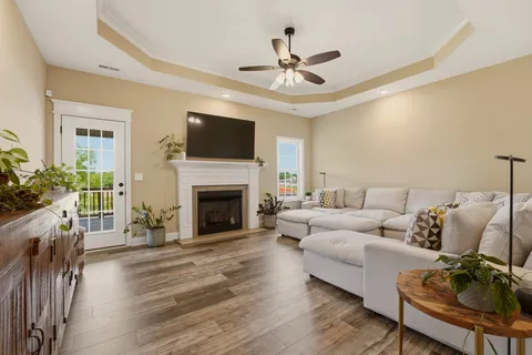 $430,000 | 340 Chase Drive, Clarksville, TN 37043