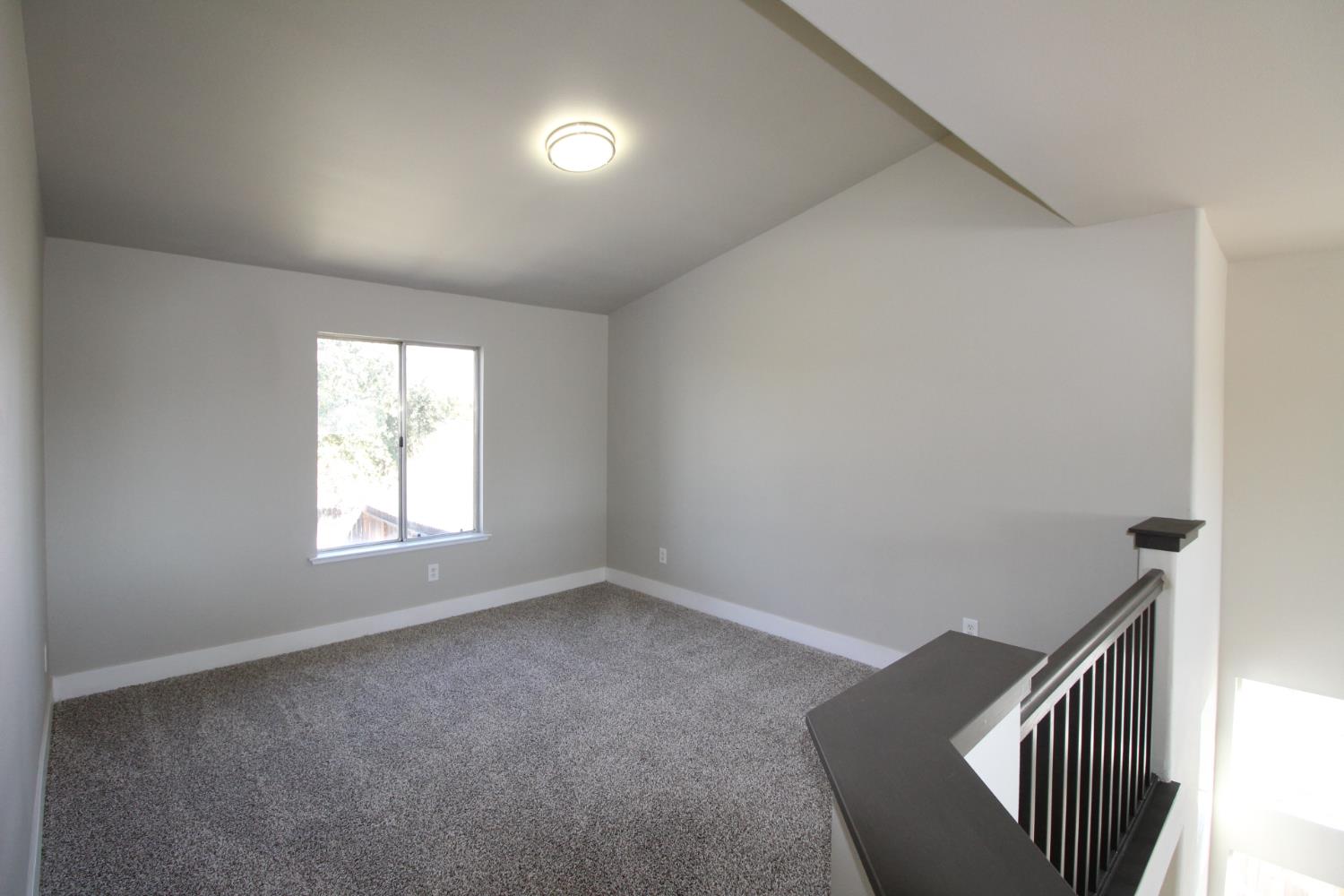 2117 Goshen Avenue Clovis, CA 93611 - Photo 14 of 30