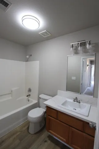 $609,900 | 2117 Goshen Avenue, Clovis, CA 93611