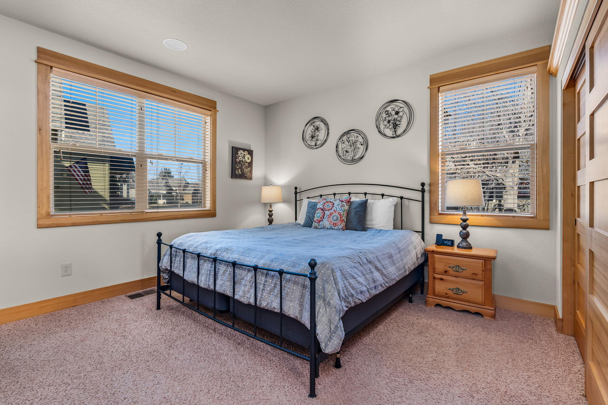 10994 Desert Sky Loop Redmond, OR 97756 - Photo 7 of 22