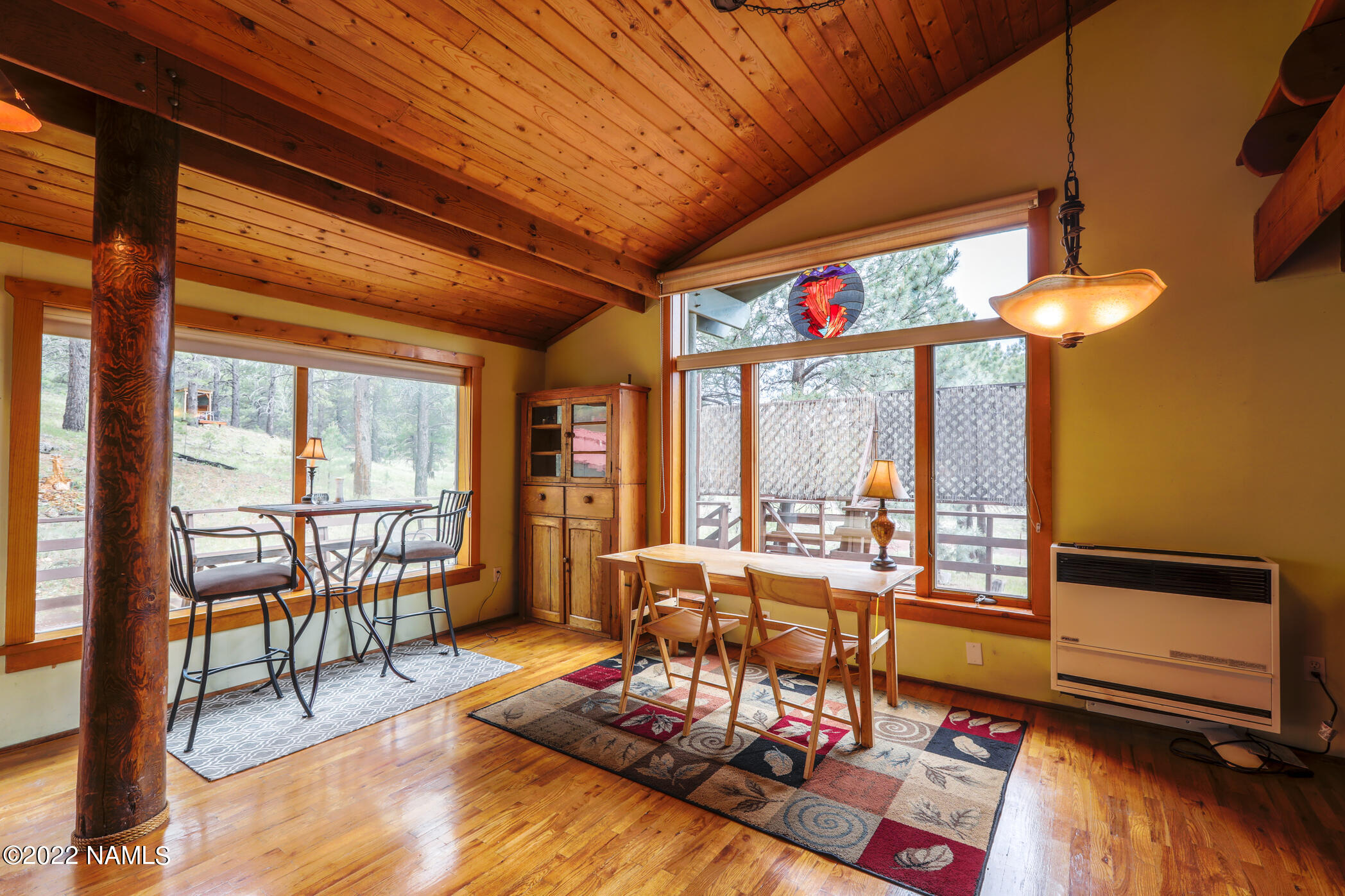1772 Homestead Road Flagstaff, AZ 86005 - Photo 5 of 34 Dining