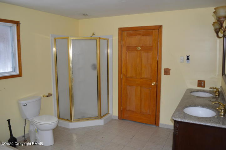 1113 Cobblewood Road Newfoundland, PA 18445 - Photo 10 of 31 MASTER BATH, VIEW 1