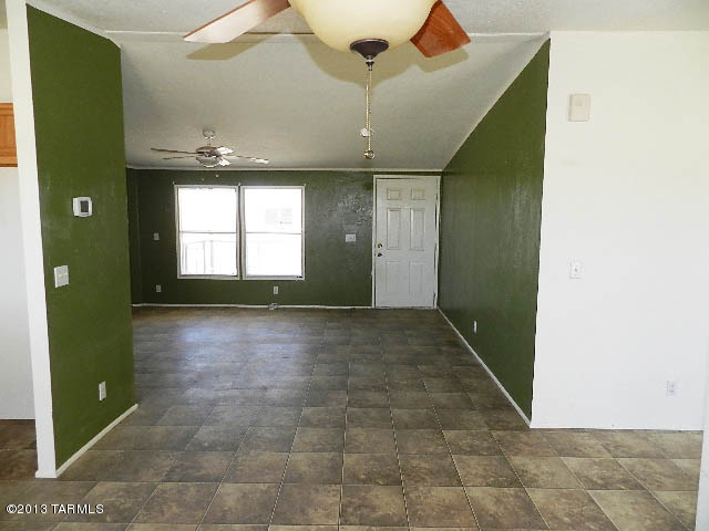 5045 North Puma Road Marana, AZ 85653 - Photo 12 of 27