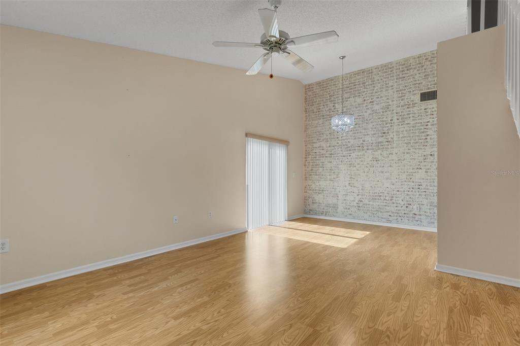 1084 Meadowood Pointe Road Lakeland, FL 33811 - Photo 5 of 35 Gallery Image 5