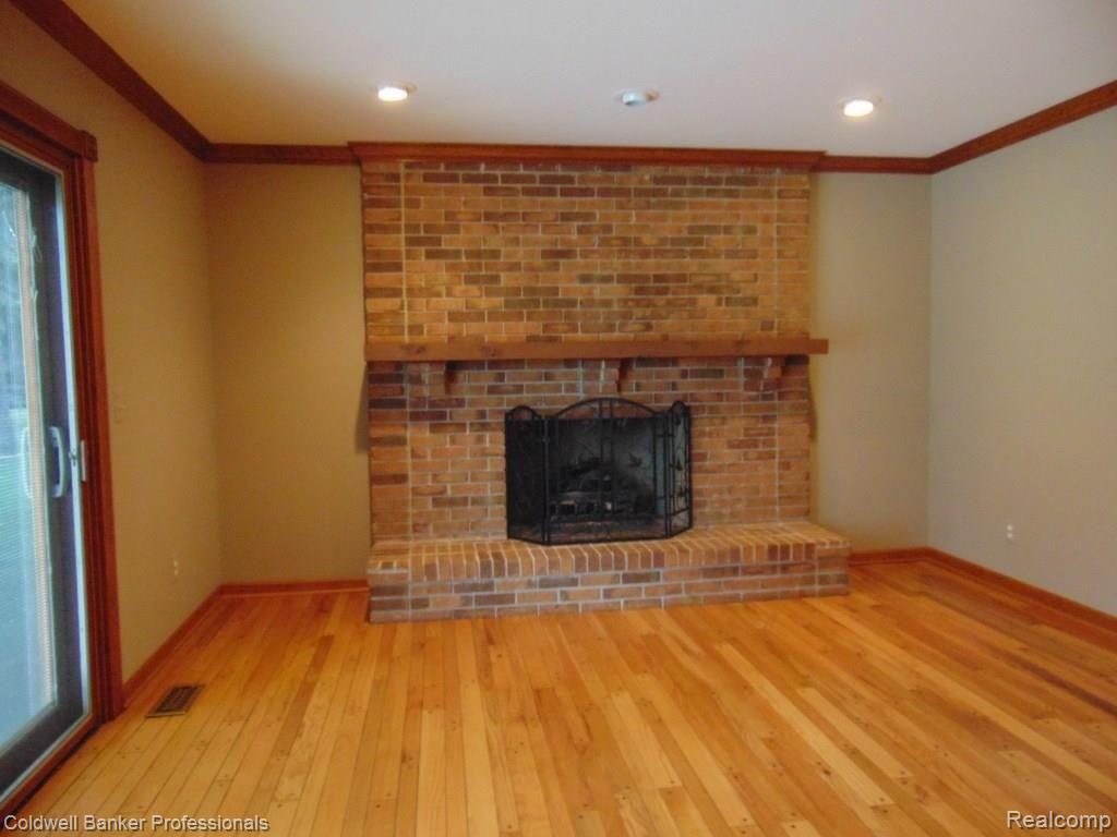 21237 Parklane Road Farmington Hills, MI 48335 - Photo 17 of 56
