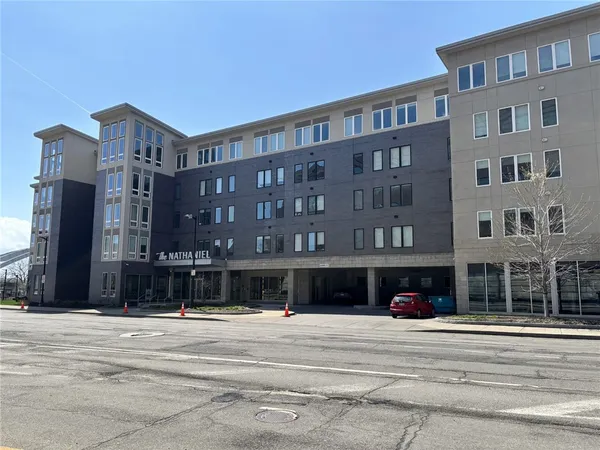 $5,000 | 102 Court Street, Unit 2, Rochester, NY 14604