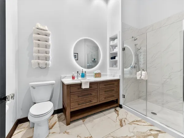 $5,000 | 102 Court Street, Unit 2, Rochester, NY 14604