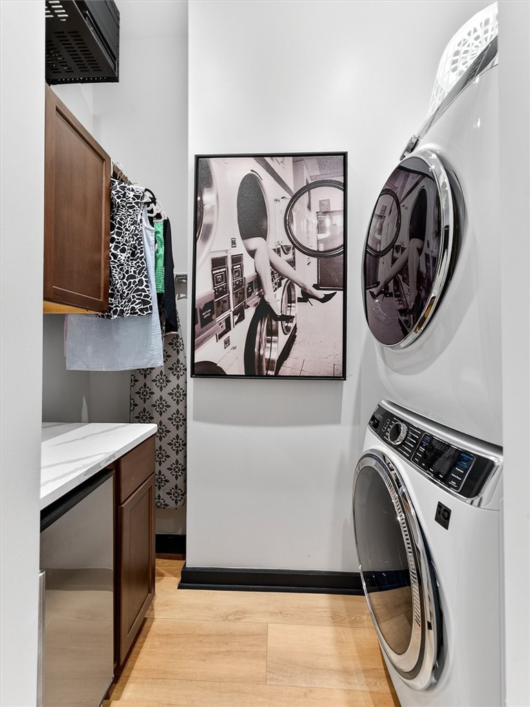 102 Court Street, Unit 2 Rochester, NY 14604 - Photo 27 of 37