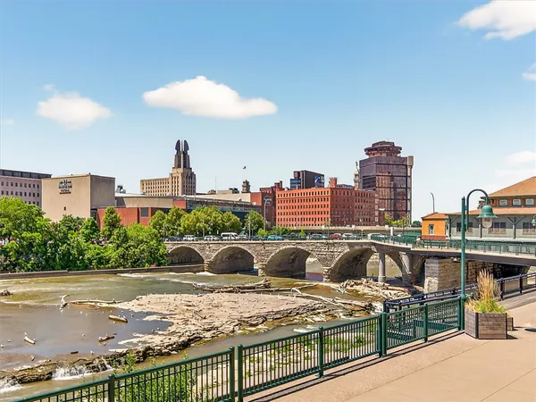 $5,000 | 102 Court Street, Unit 2, Rochester, NY 14604