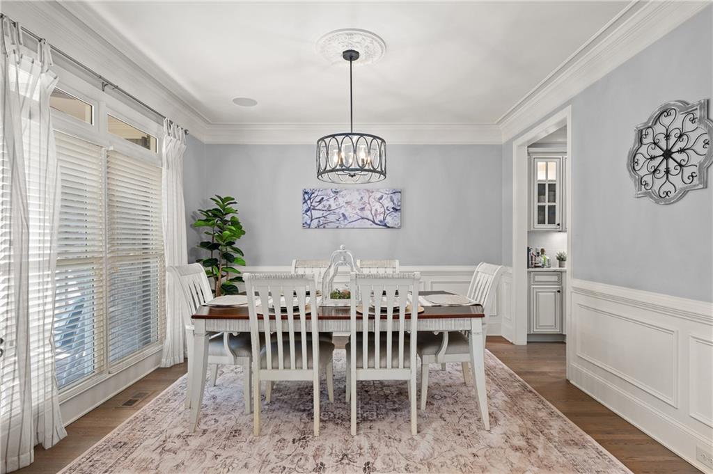 810 Lake Ridge Court Canton, GA 30114 - Photo 5 of 53