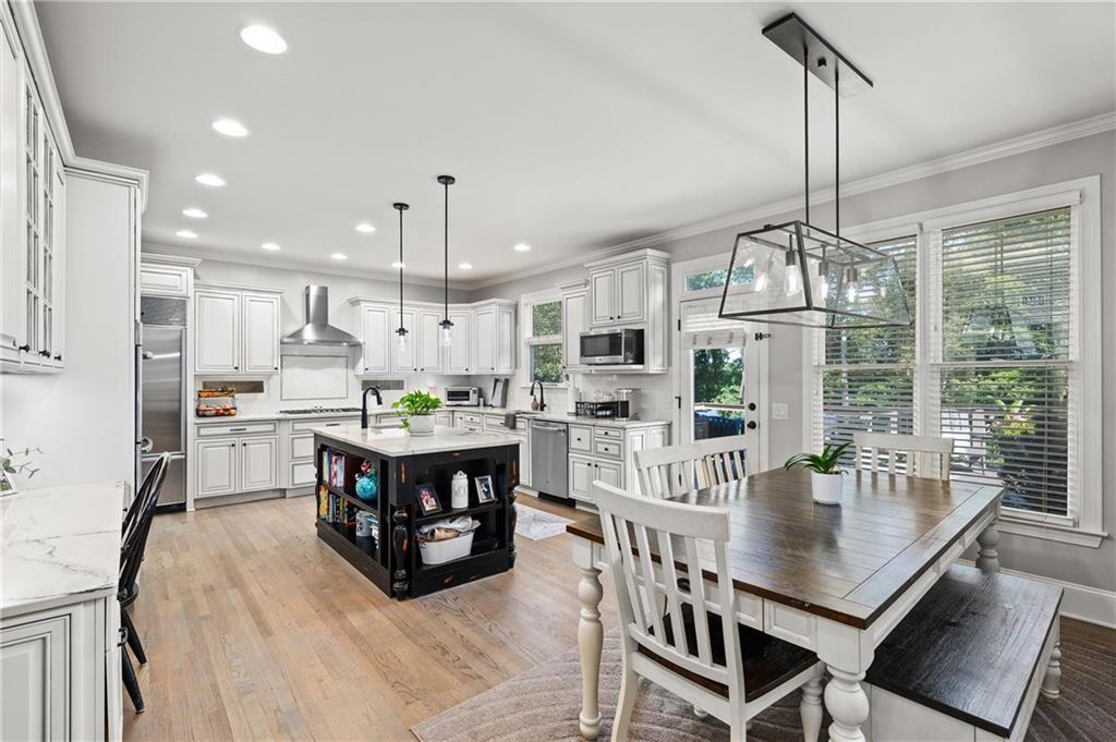 810 Lake Ridge Court Canton, GA 30114 - Photo 10 of 53