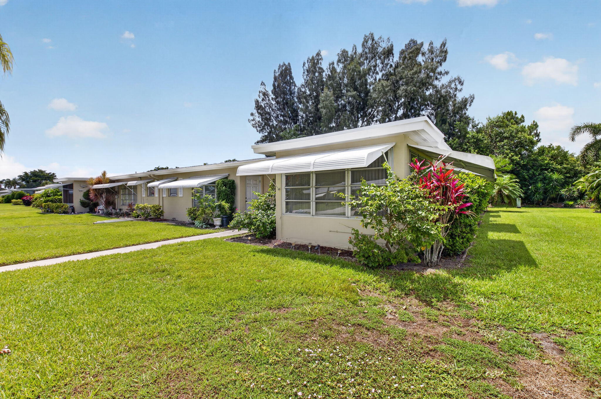 172 West High Point Terrace, Unit D Delray Beach, FL 33445 - Photo 23 of 25 3-web-or-mls-DSC_1354