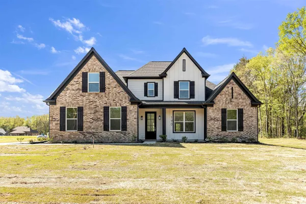 $429,900 | 347 Centerline Roper Loop, Byhalia, MS 38611