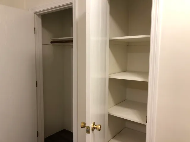 $1,716 | 383 Huse Road, Unit 6, Manchester, NH 03103