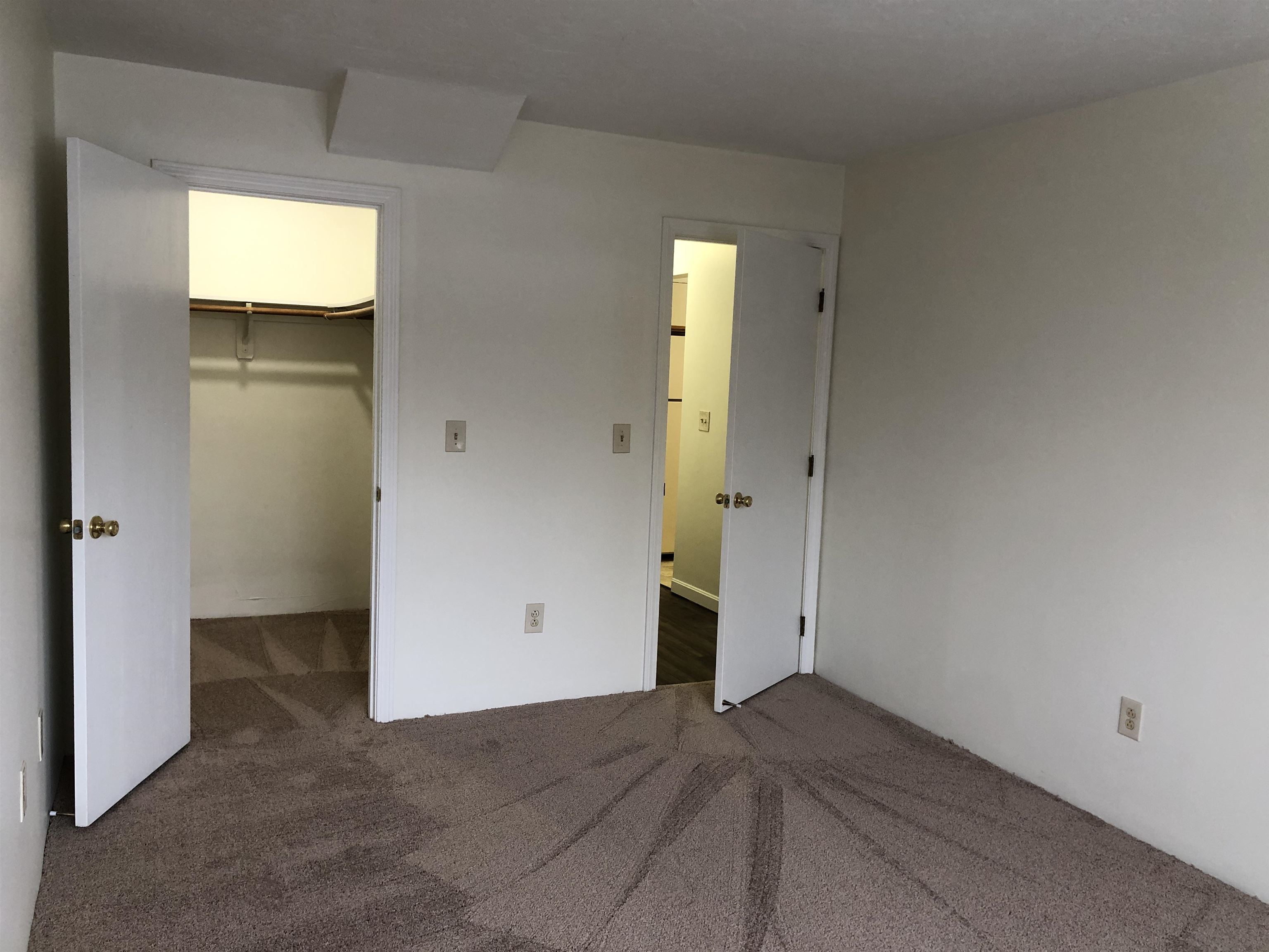 383 Huse Road, Unit 6 Manchester, NH 03103 - Photo 30 of 40