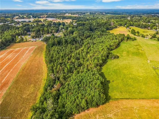 $150,000 | 0 Lake Drive, Boonville, NC 27011