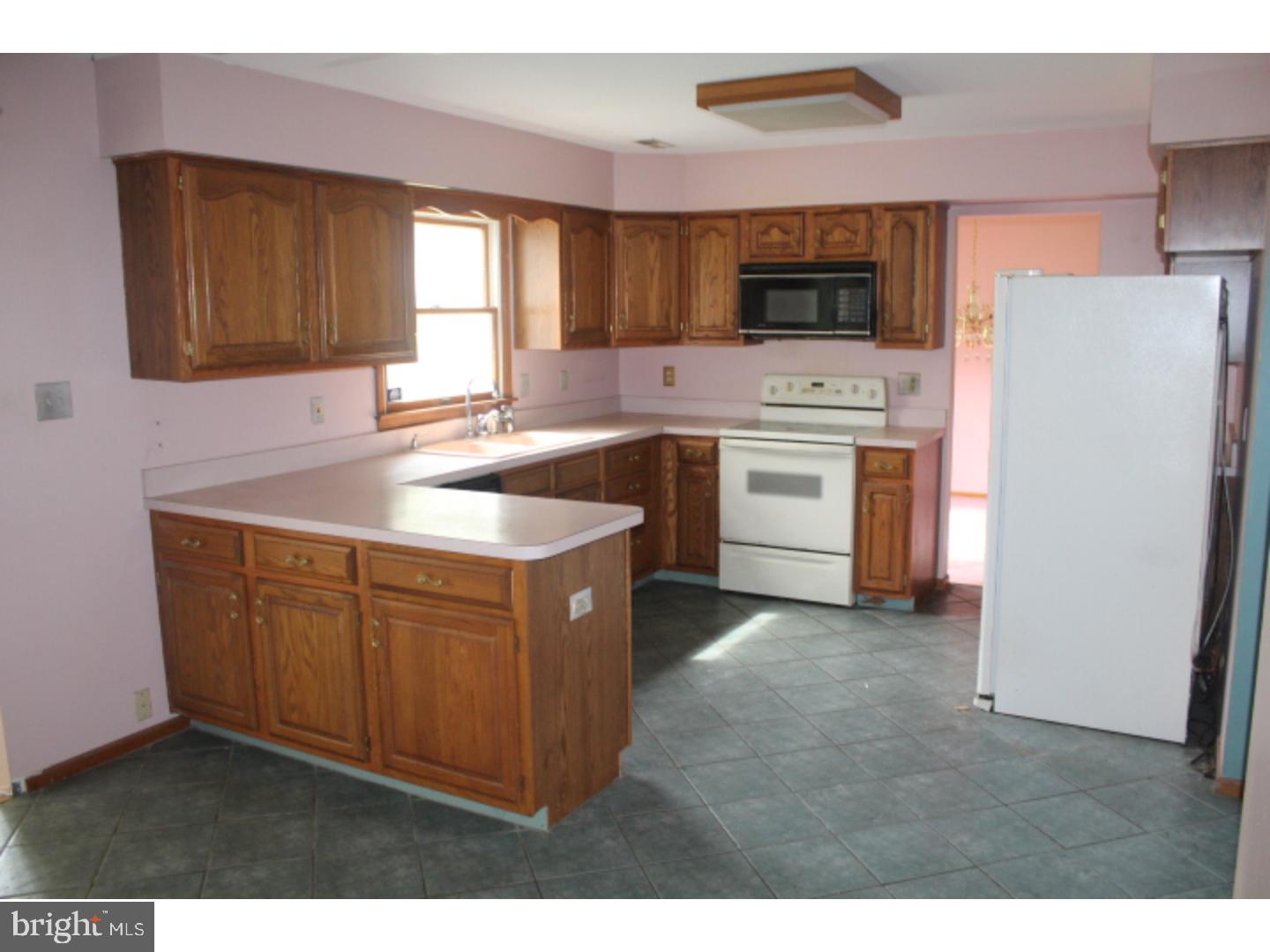 450 Andrews Road Sicklerville, NJ 08081 - Photo 8 of 23