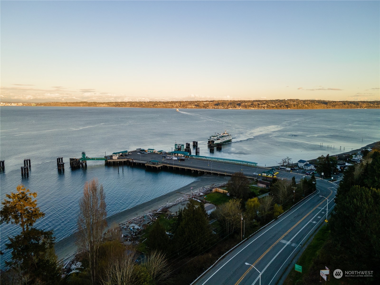 6441 Humphrey Road, Unit 4 Clinton, WA 98236 - Photo 36 of 40