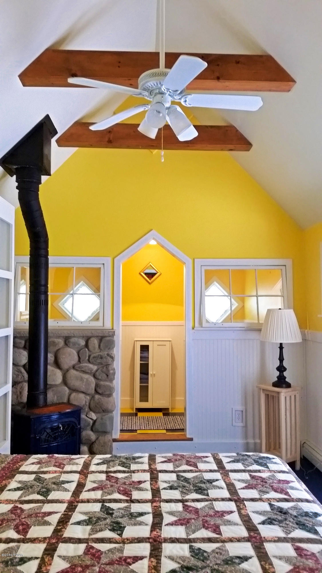 917-919 Twin Lakes Road Shohola, PA 18458 - Photo 23 of 59