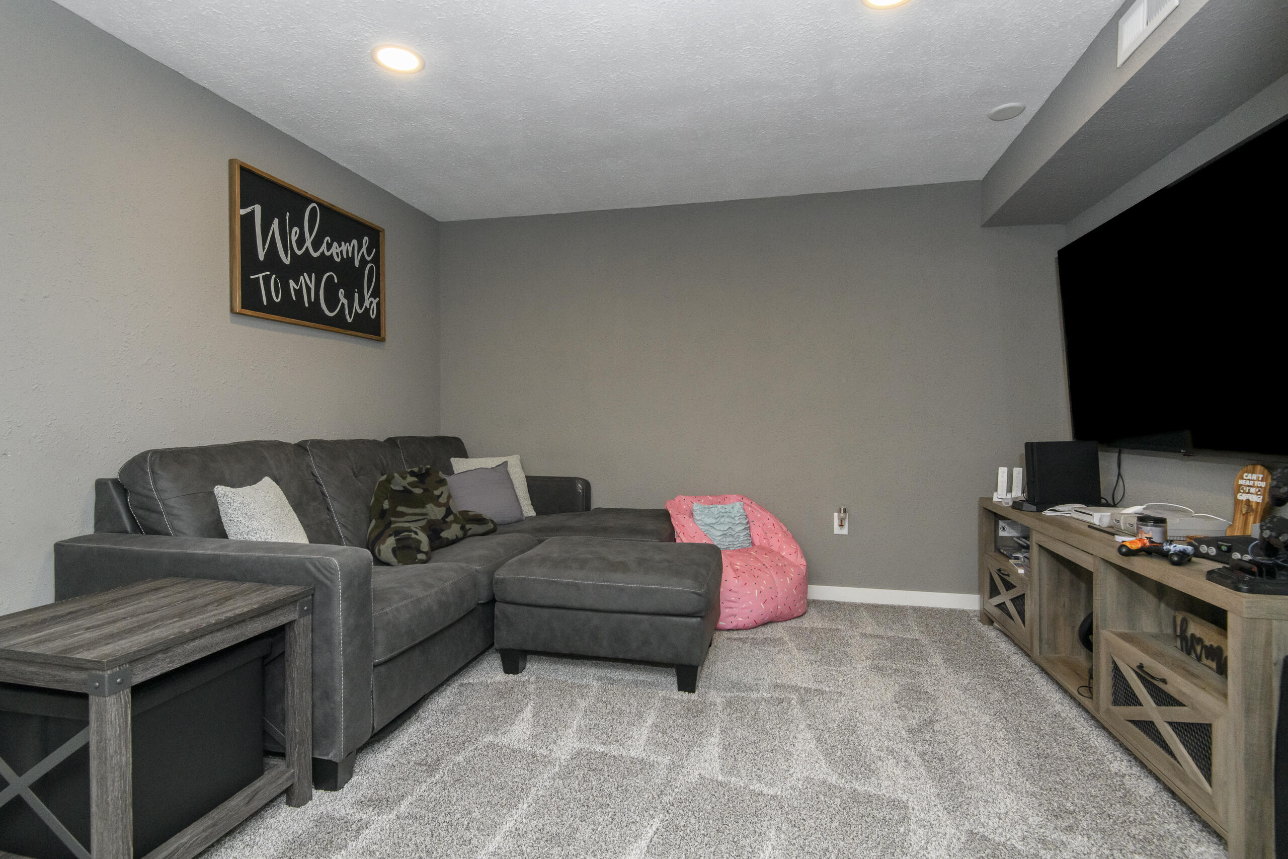 W284-n6506 Hawthorne Road Merton, WI 53029 - Photo 17 of 23 Lower Level Game Room