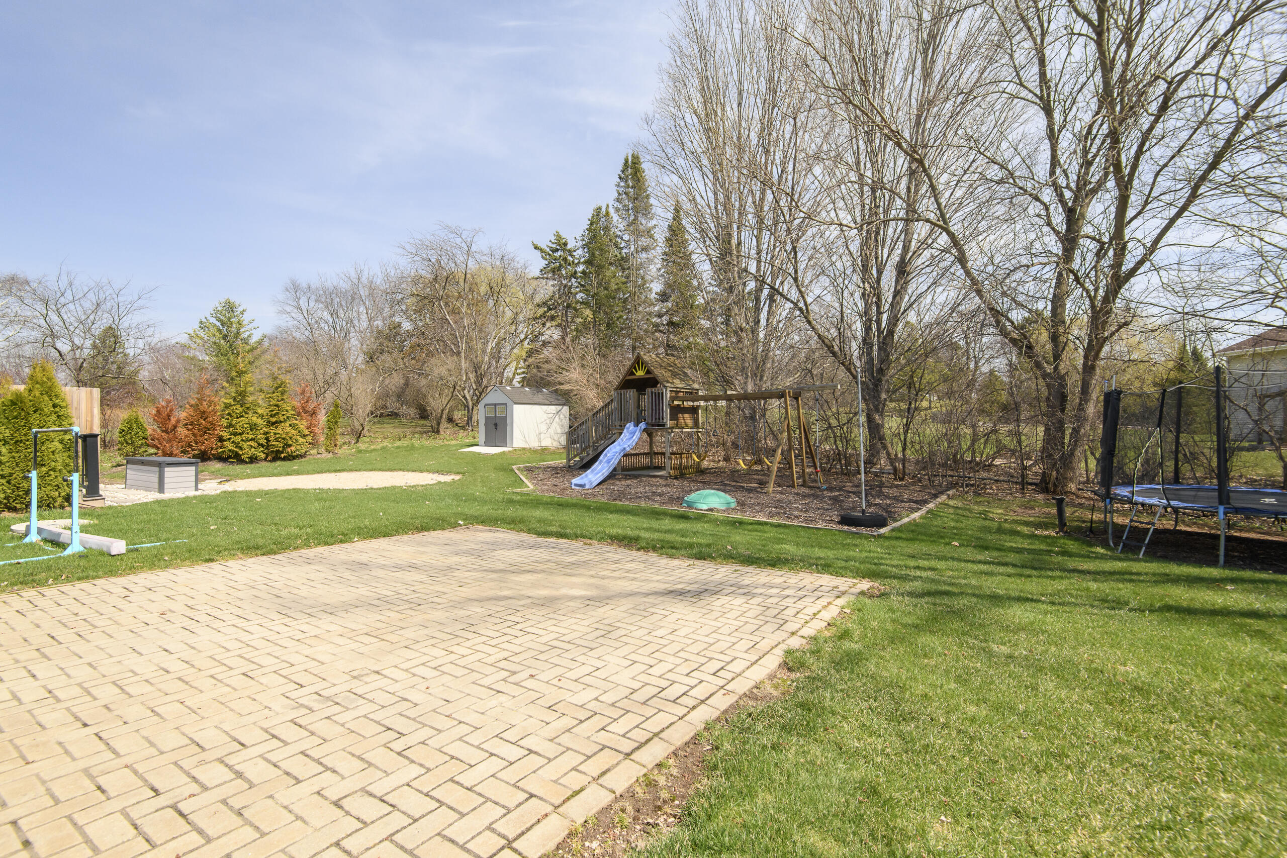 W284-n6506 Hawthorne Road Merton, WI 53029 - Photo 22 of 23 Beautiful Backyard