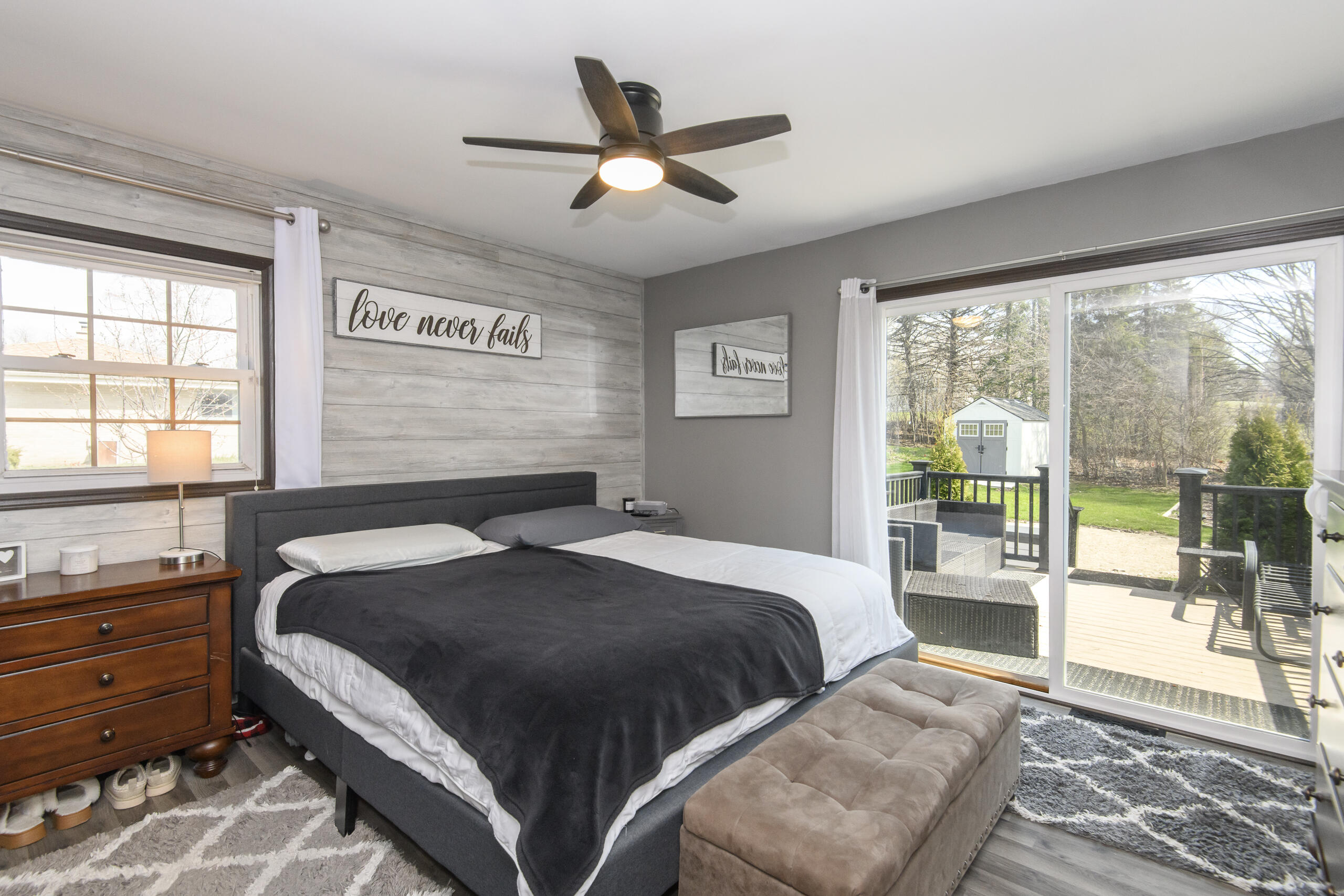 W284-n6506 Hawthorne Road Merton, WI 53029 - Photo 7 of 23 Primary Bedroom