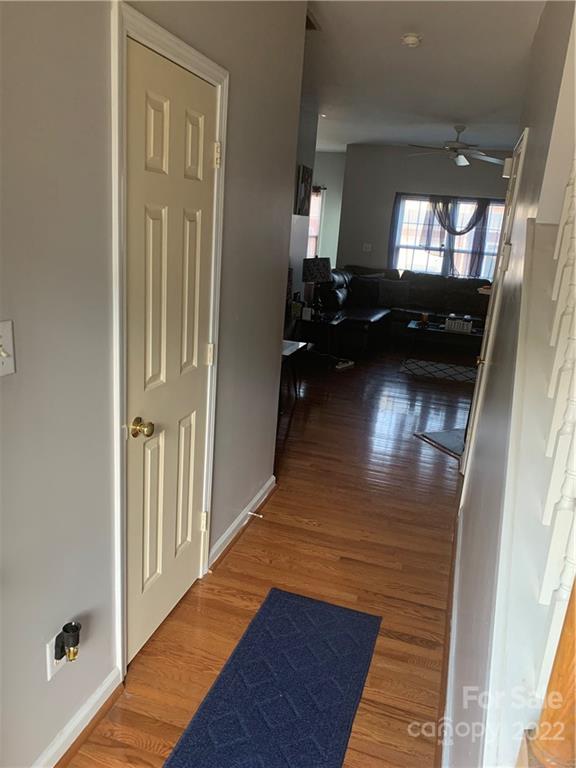 2147 Lennox Square Road Charlotte, NC 28210 - Photo 8 of 36 Gallery Image 8