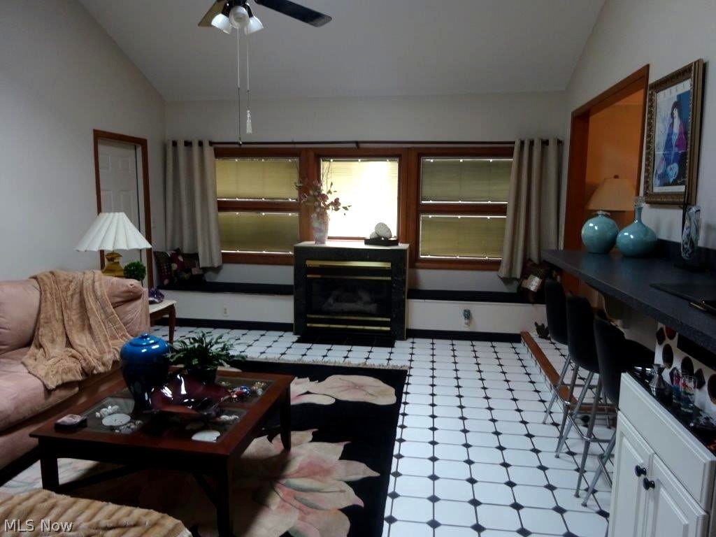 9198 Reichert Road Parma, OH 44130 - Photo 10 of 23