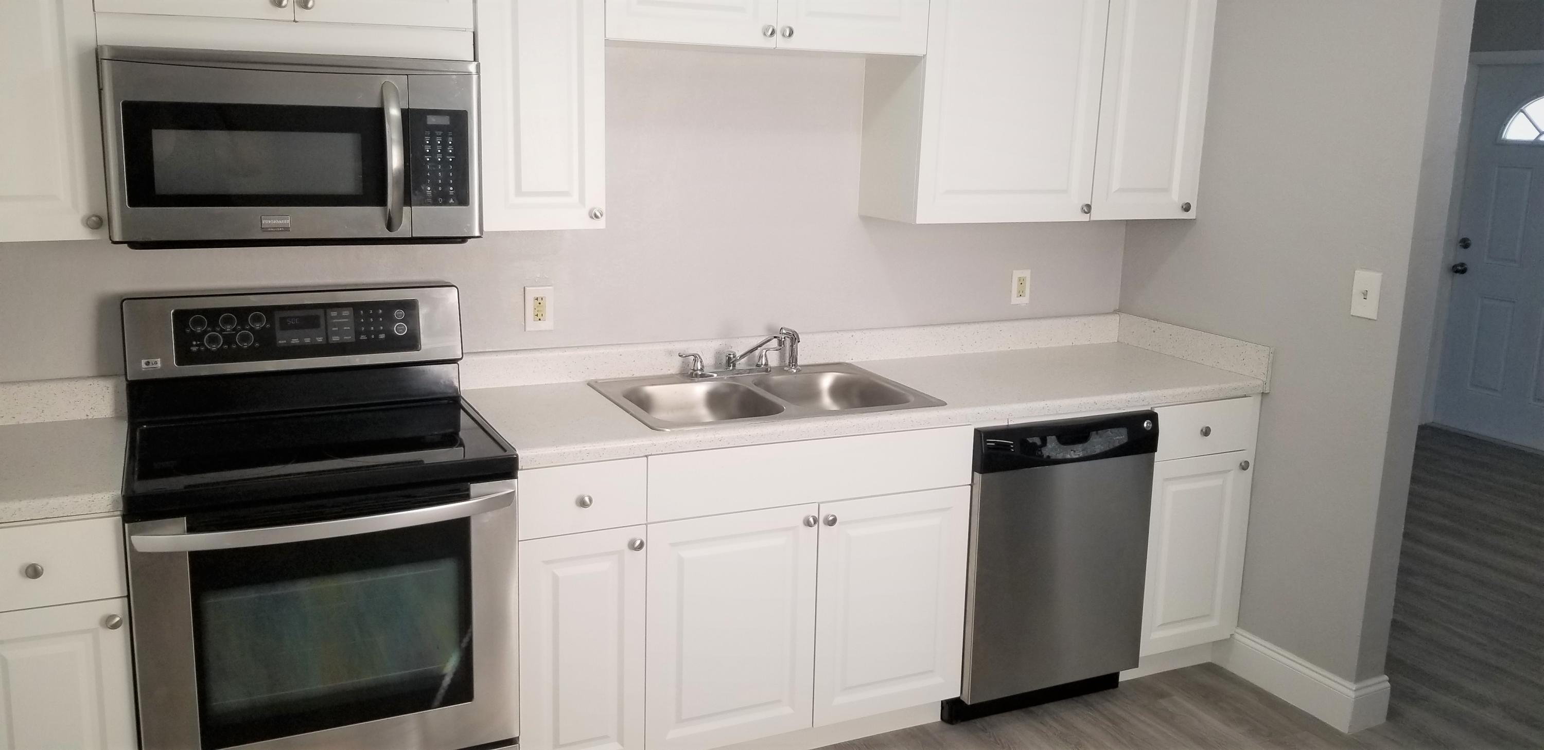 864 W. 2nd-(Kitchen2)