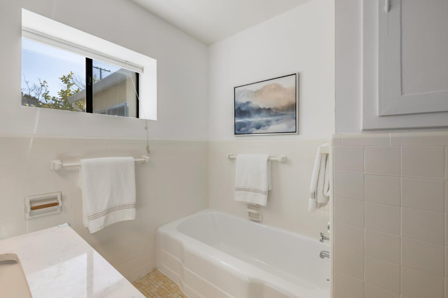 419 Millwood Drive Millbrae, CA 94030 - Photo 18 of 32 a bathroom with a sink and bathtub