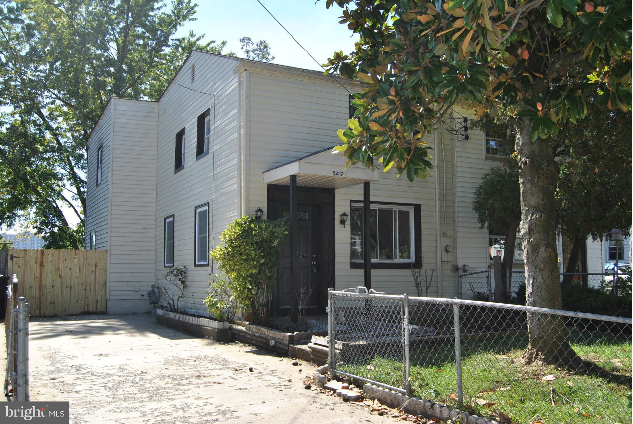 Exterior (Front)