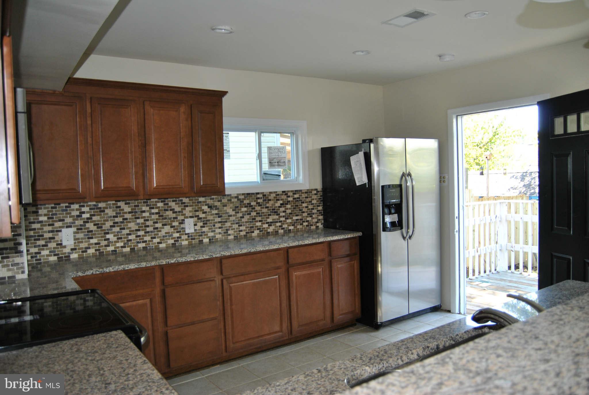 5412 7th Road South Arlington, VA 22204 - Photo 12 of 21 Kitchen