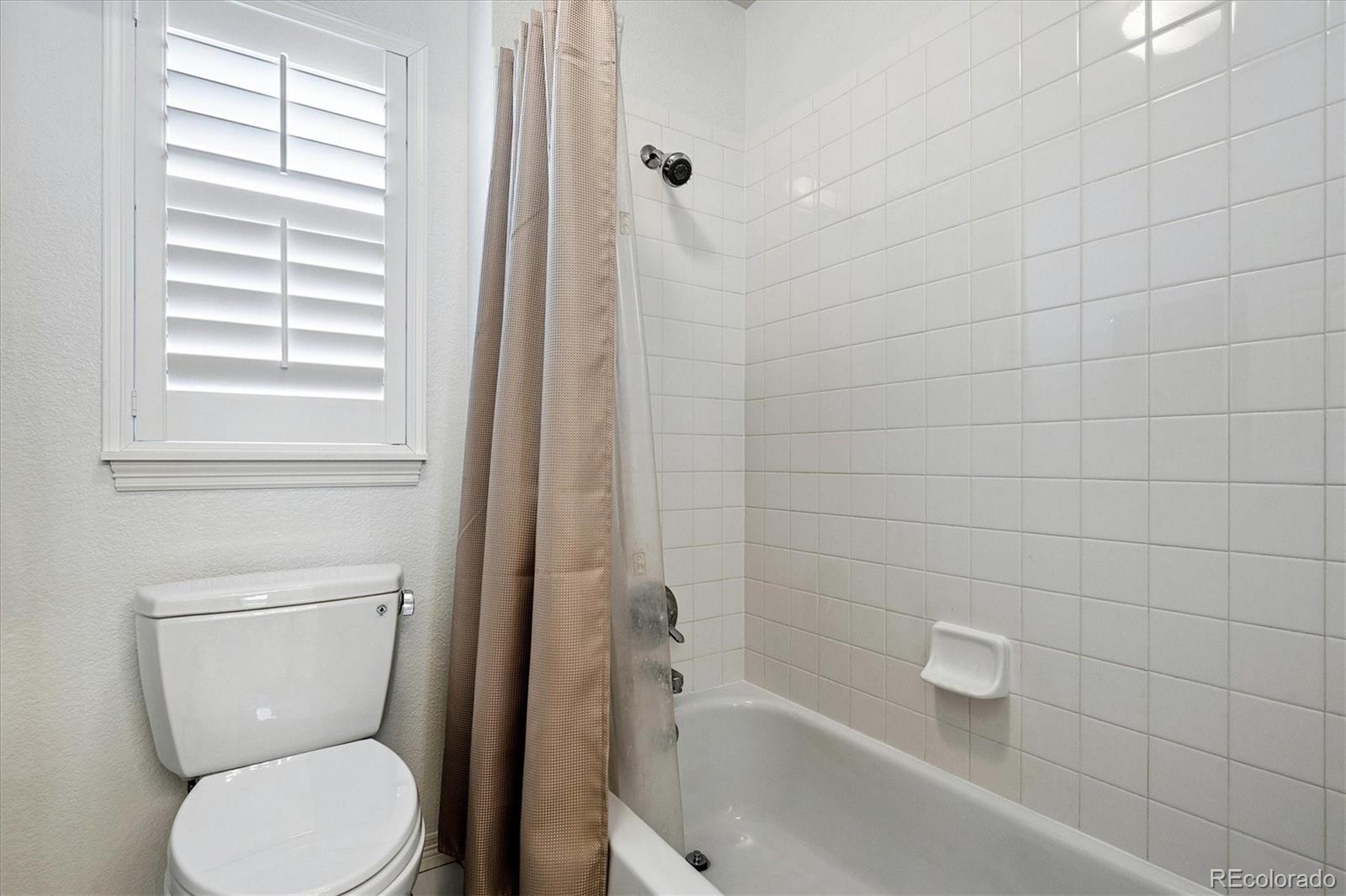 10633 Edgemont Court Highlands Ranch, CO 80129 - Photo 24 of 50