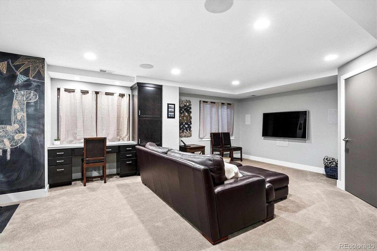 10633 Edgemont Court Highlands Ranch, CO 80129 - Photo 28 of 50