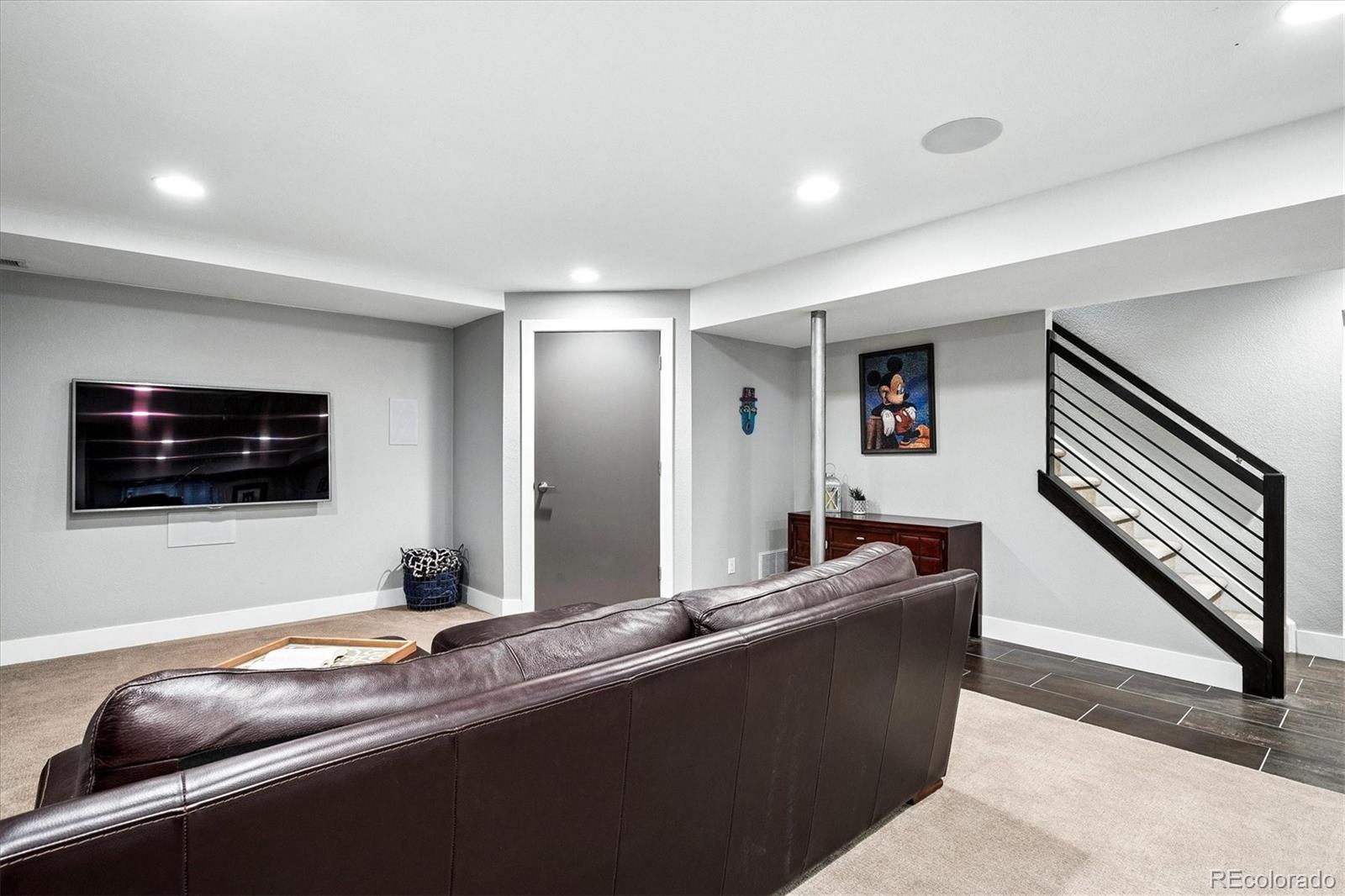 10633 Edgemont Court Highlands Ranch, CO 80129 - Photo 29 of 50