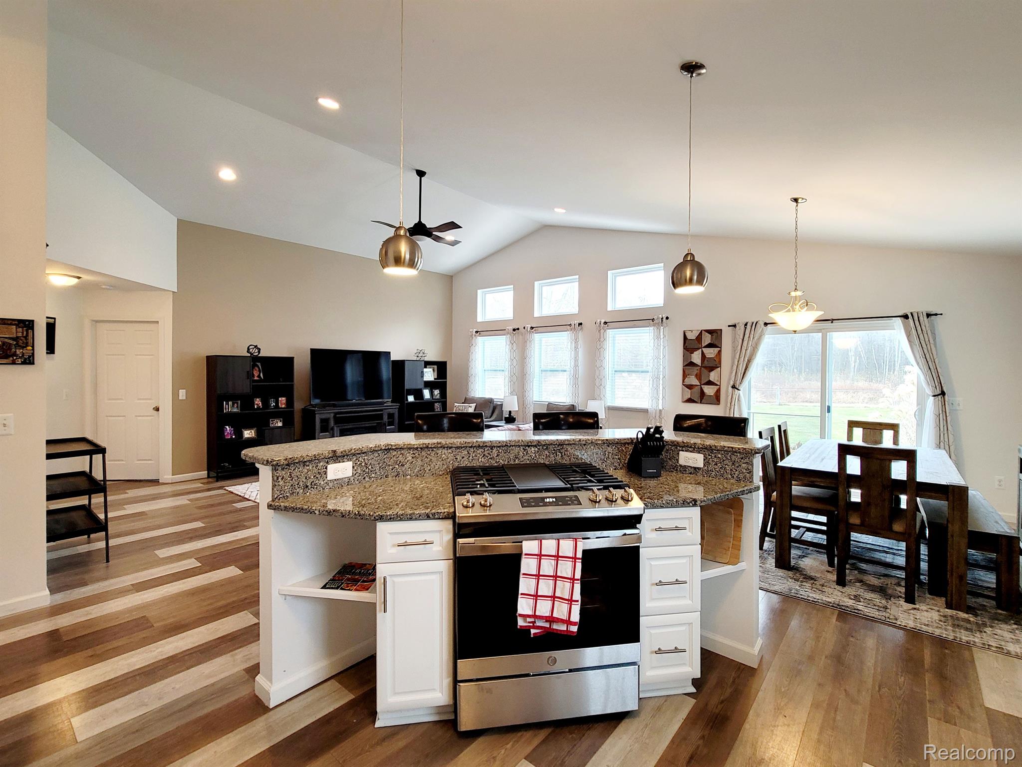 Built in Gas Stove with Bar Top 