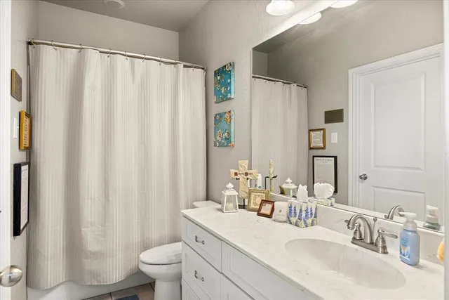 $419,500 | 2035 Lakeside Drive, Bluff Dale, TX 76433