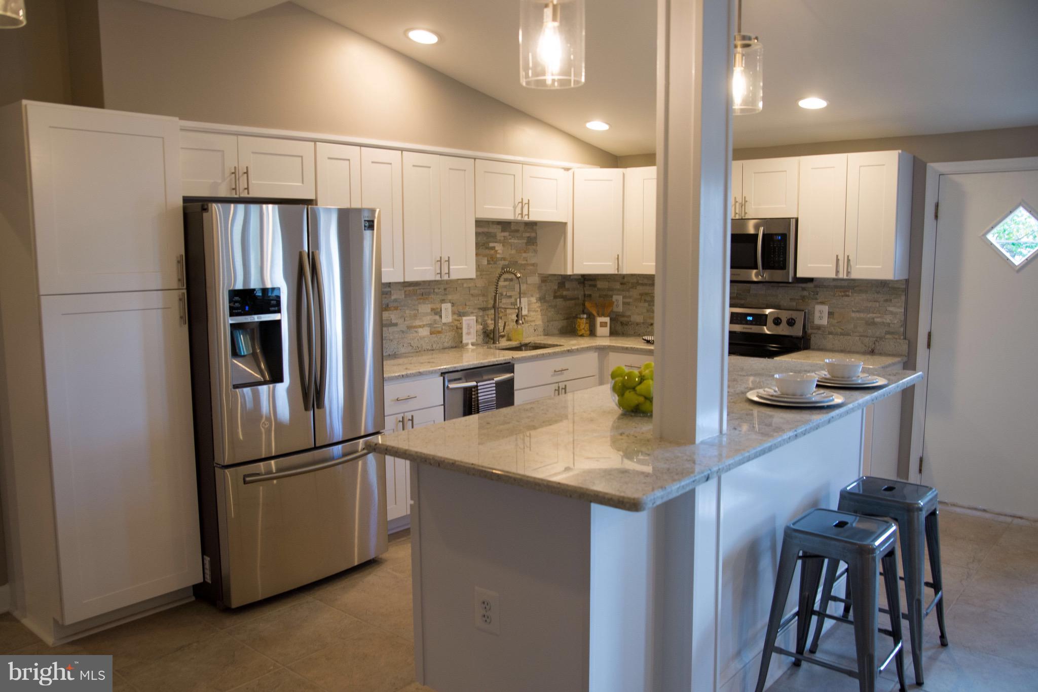 3837 Fernside Road Randallstown, MD 21133 - Photo 14 of 37 Gourmet Kitchen (7 Foot Island)