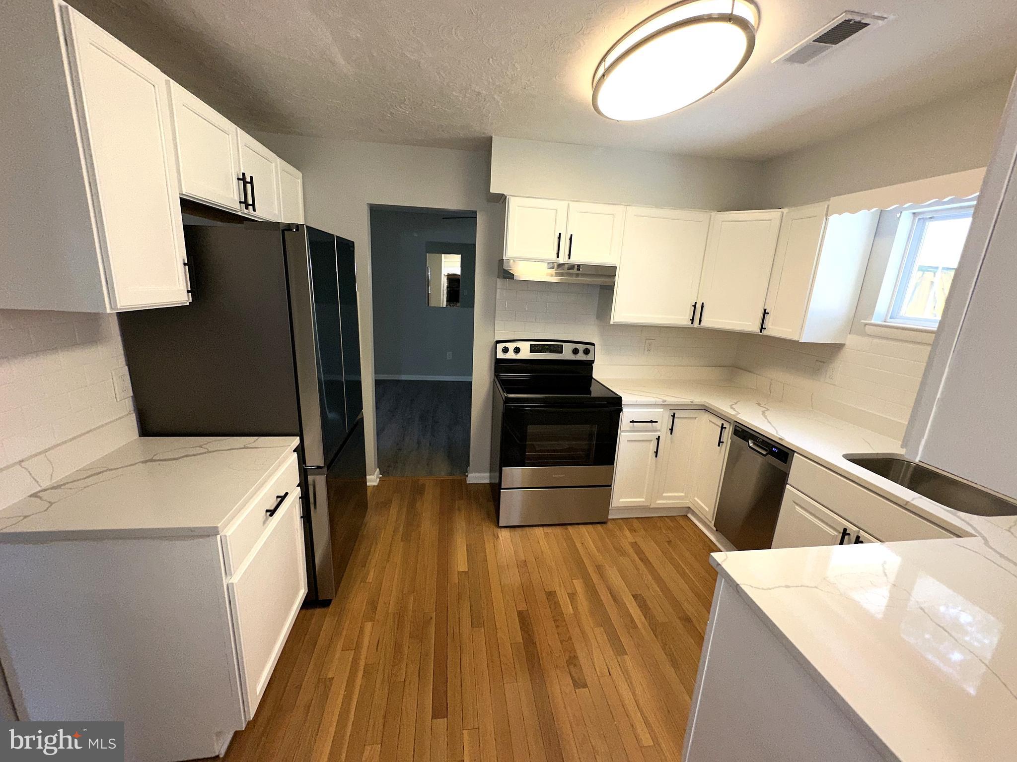 1636 Marlboro Road Edgewater, MD 21037 - Photo 2 of 48