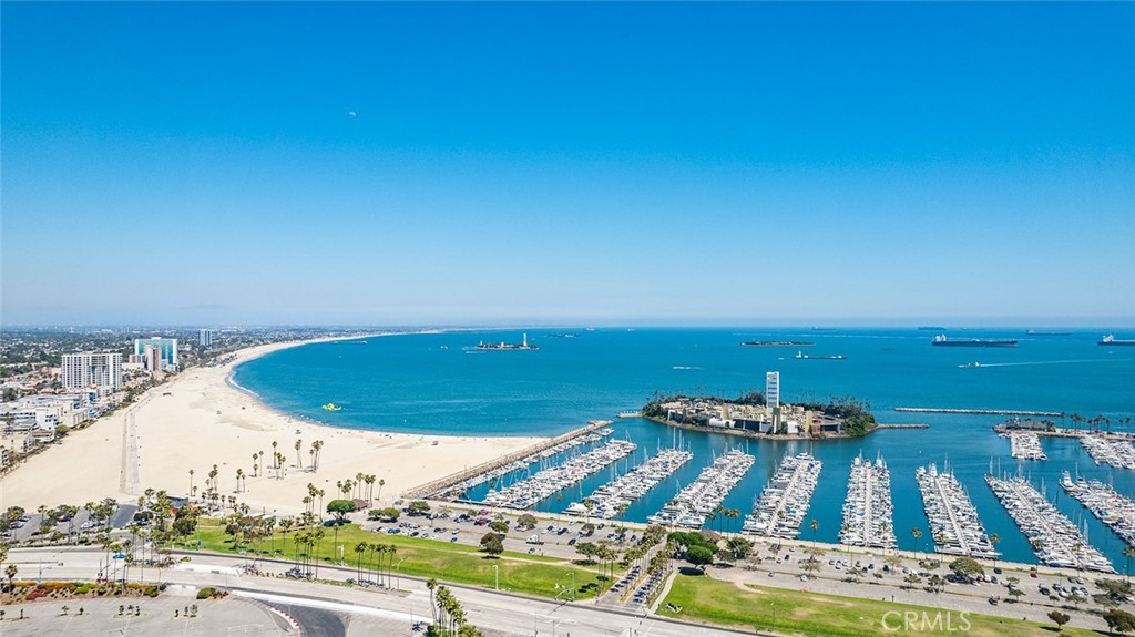 327 Chestnut Avenue, Unit 102 Long Beach, CA 90802 - Photo 24 of 26 a view of a swimming pool with an ocean view