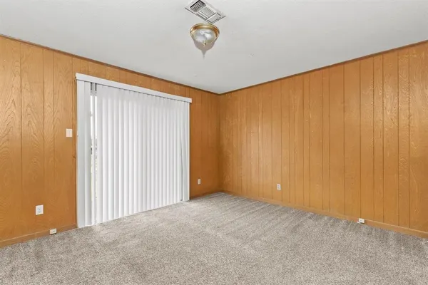 $230,000 | 704 Manson Street, Wolfe City, TX 75496