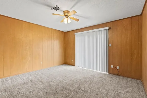 $230,000 | 704 Manson Street, Wolfe City, TX 75496