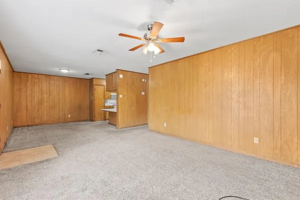 $230,000 | 704 Manson Street, Wolfe City, TX 75496