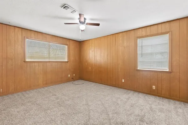 $230,000 | 704 Manson Street, Wolfe City, TX 75496
